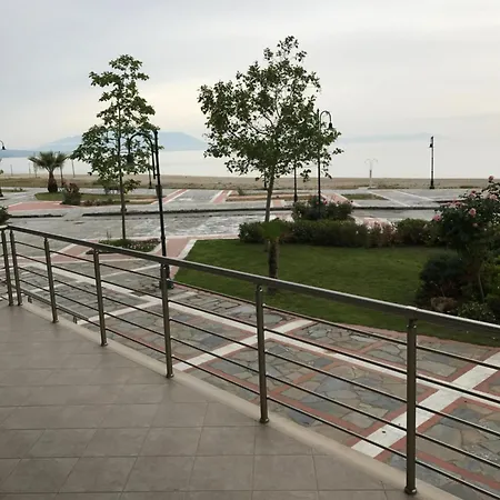 Un Bel Posto Sea View Апартаменты