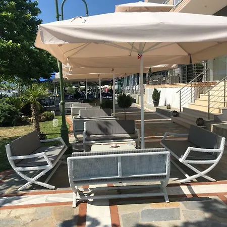 Un Bel Posto Sea View Апартаменты