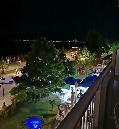 شقة Un Bel Posto Sea View Vrasná