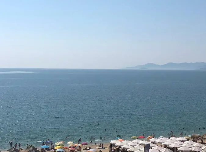 Un Bel Posto Sea View Vrasná