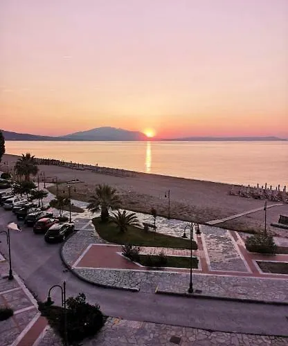 Un Bel Posto Sea View Daire Vrasná